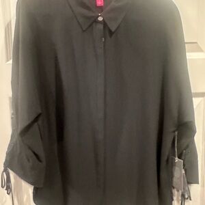NWTs Vince Camuto Elegant Black Blouse Women's Top